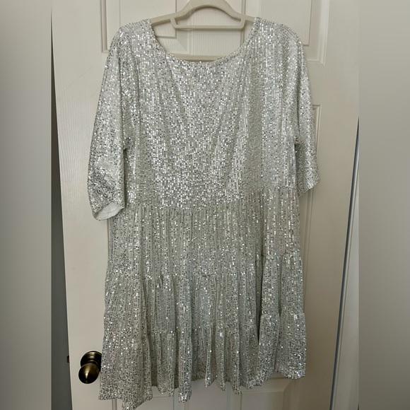Amazing Lace Dresses & Skirts - NWOT MY QUEEN SILVER SEQUIN
BABY DOLL DRESS Large
